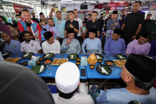 DATUK SERI ANWAR IBRAHIM