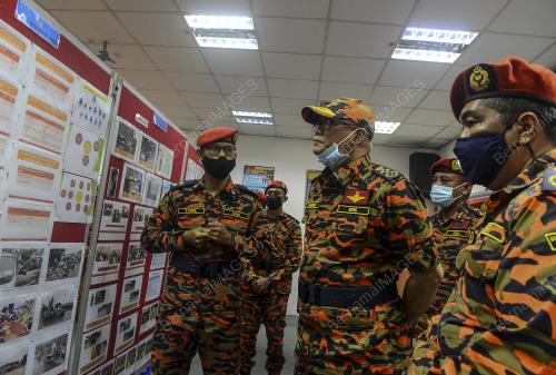 DATUK SERI MOHAMMAD HAMDAN WAHID