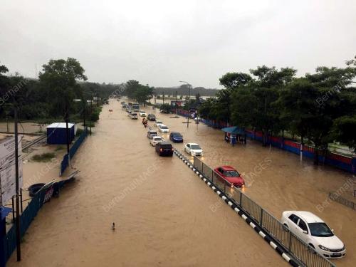 JB10_01012018_BANJIR