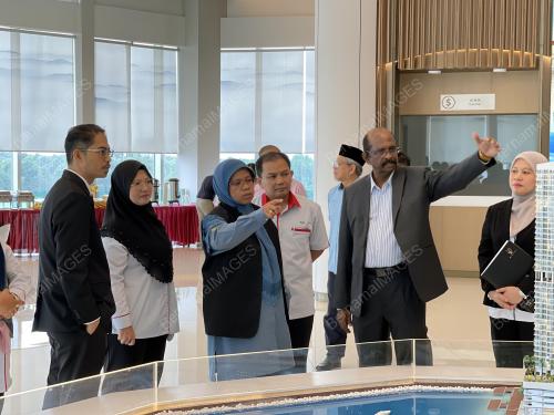 DATUK AIMAN ATHIRAH SABU