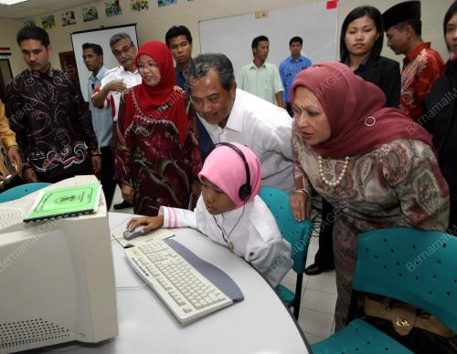 MUHYIDDIN YASSIN
