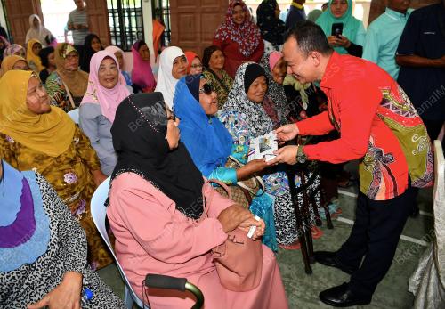 JB10_05022019_DR_MASZLEE_KG