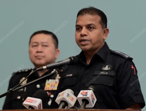 DATUK AYUB KHAN MYDIN PITCHAY