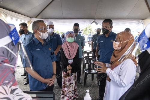 TAN SRI MUHYIDDIN YASSIN