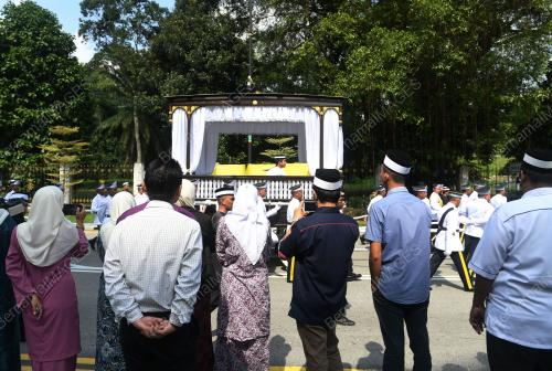 JB10_06062018_ISTIADAT_PEMAKAMAN