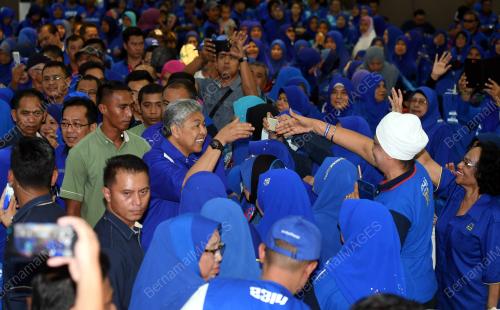 JB10_08052018_TPM_-JENTERA_BN_MUAR