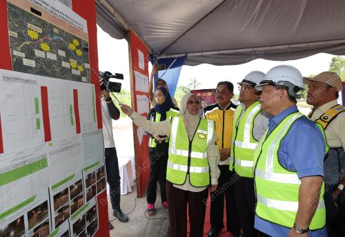 DATUK SERI ALEXANDER NANTA LINGGI