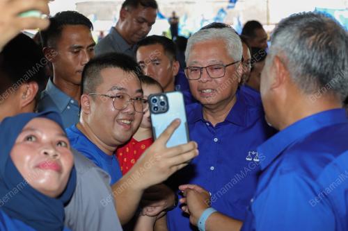 DATUK SERI ISMAIL SABRI YAAKOB 