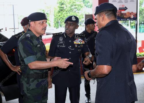 DATUK SERI AZMI ABU KASSIM