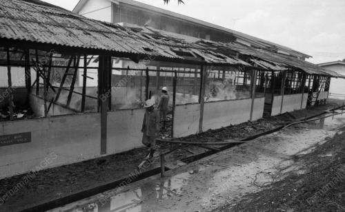 JB10_11082015_KEBAKARAN_SEKOLAH