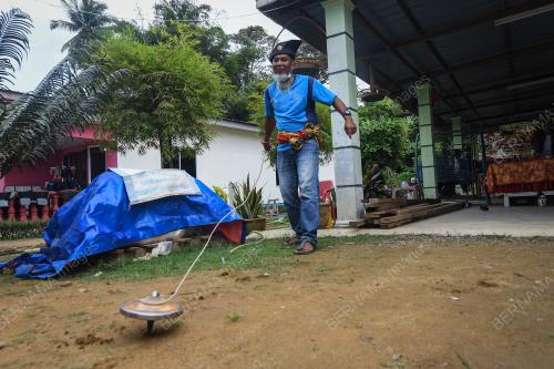 GASING FELDA KAMPUNG TENANG