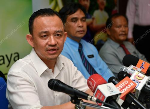 JB10_12032019_MASZLEE