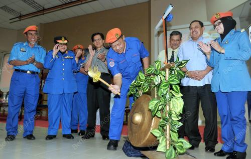 JB10_12102015_JPAM_CDERT