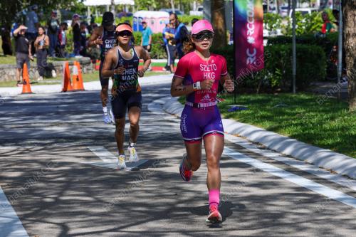 IRONMAN 70.3 DESARU COAST