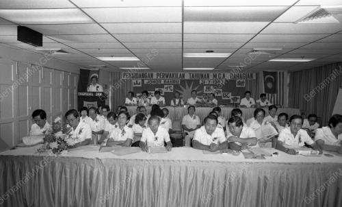 JB10_15012015_PERSIDANGAN_MCA
