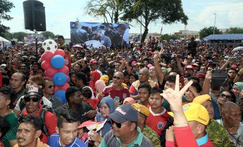 JB10_15052016_MERAIKAN_PIALA_FA