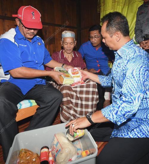 JB10_15102017_MENGHUBUNG_MENYATU_BN201710128240