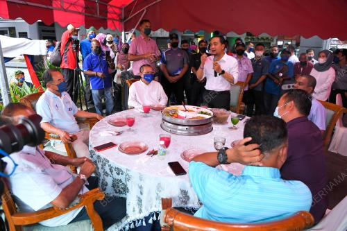 DATUK ONN HAFIZ GHAZI