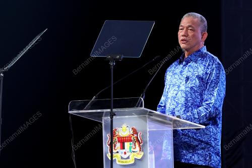 DATUK SERI FADILAH YUSOF  