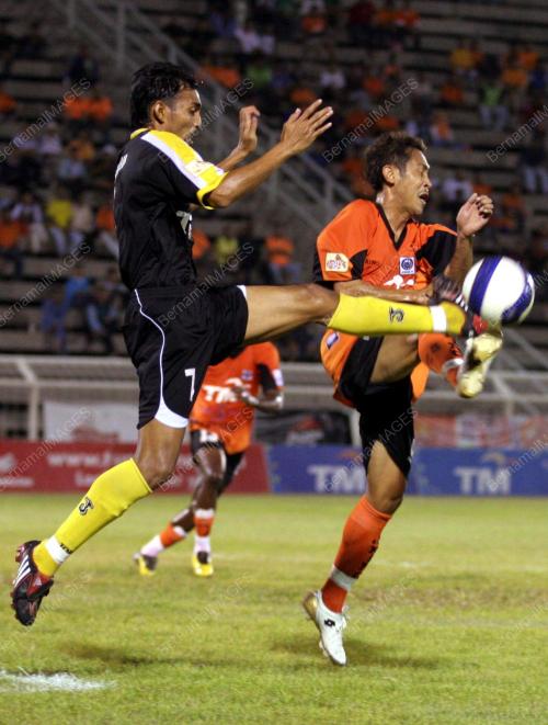 PIALA FA JOHOR DAN PERAK