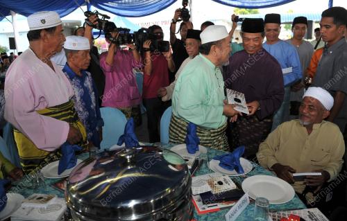 JB10_19052012_BUKU_MOH_YASSIN