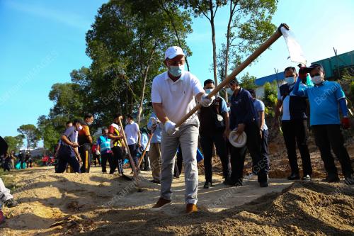 DATUK HASNI MOHAMMAD