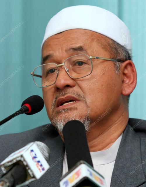 MAHFODZ MOHAMED