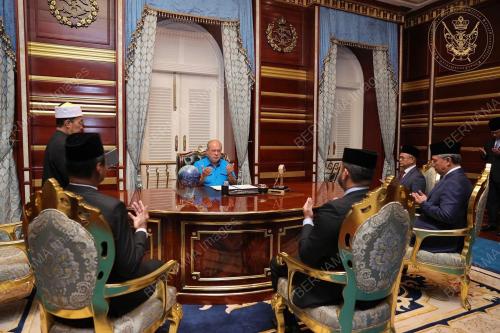 SULTAN JOHOR SULTAN IBRAHIM