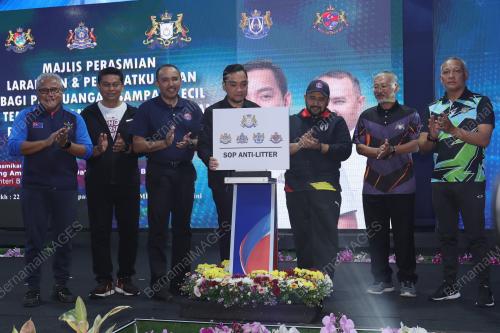 DATUK ONN HAFIZ GHAZI