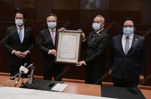 DATUK IR HASNI MOHAMMAD
