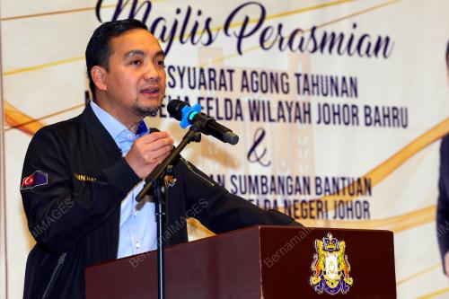 DATUK ONN HAFIZ GHAZI