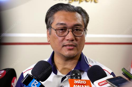 DR AHMAD MARZUKI ARIFFIN