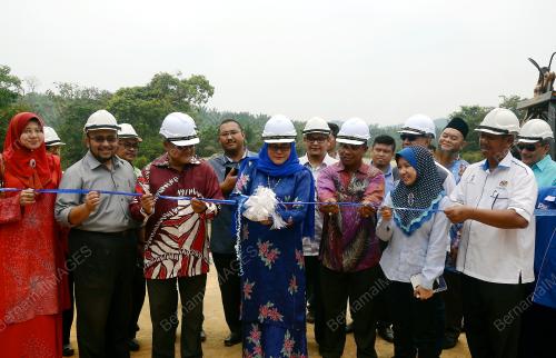 JB10_29092015_DATUK_HALIMAH