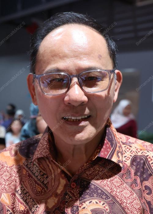 DATUK LAWRENCE