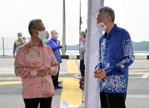 TAN SRI MUHYIDDIN YASSIN