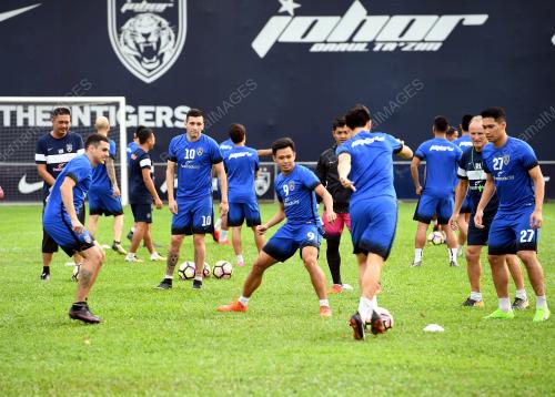 JB11_01112017_JDT_BERLATIH