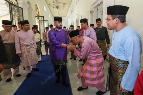 TUNKU MAHKOTA ISMAIL