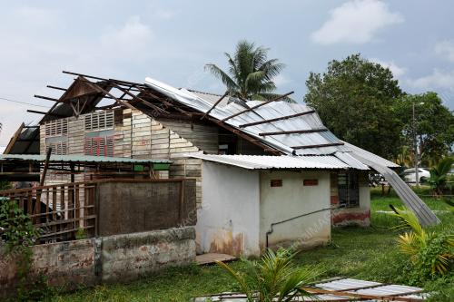 RUMAH_RIBUT