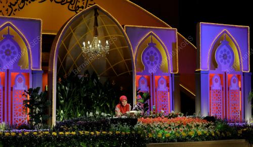 JB11_04062012_AL_QURAN
