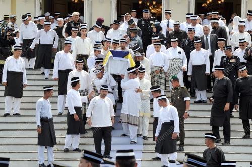 JB11_06122015_TUNKU_JALIL