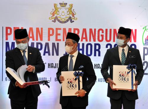 TAN SRI MUHYIDDIN YASSIN