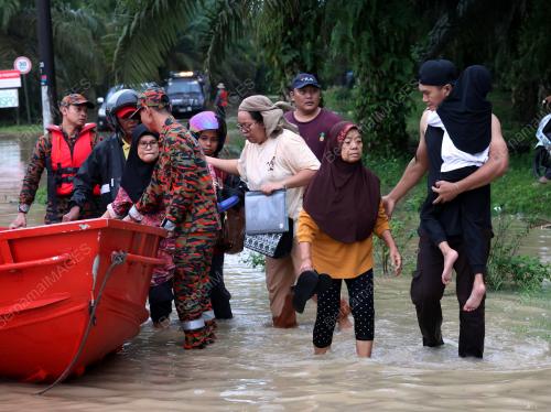 BOMBA DAN PENYELAMAT