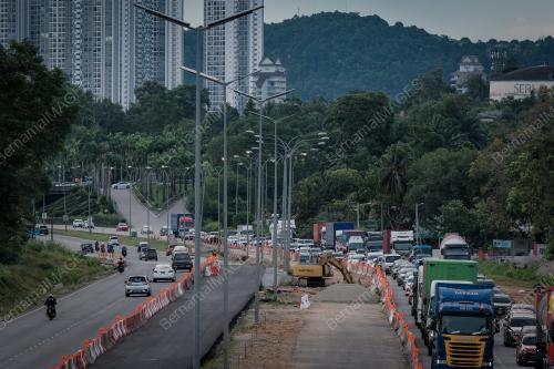 TURAP LEBUH RAYA PASIR GUDANG