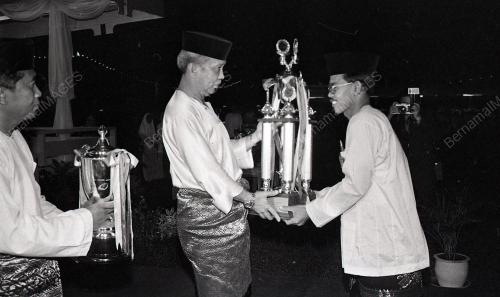 SULTAN ISKANDAR