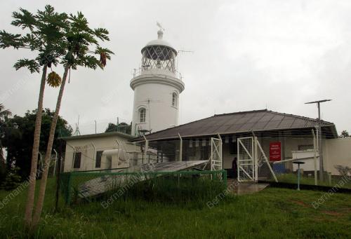RUMAH API PULAU PISANG