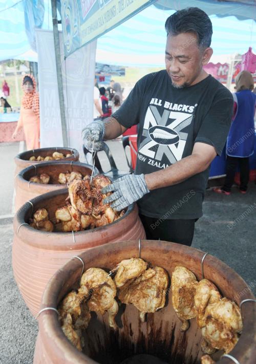 JB11_12062016_AYAM_TEMPAYAN