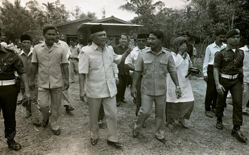 JB11_150390_PONTIAN2