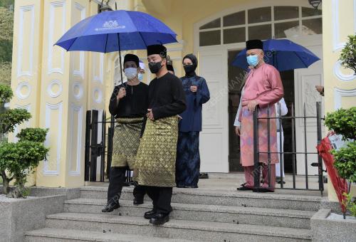 DATUK ONN HAFIZ GHAZI