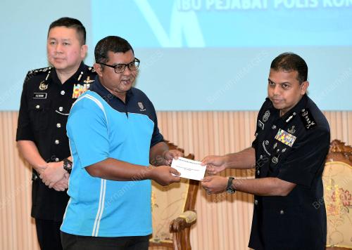 DATUK AYUB KHAN MYDIN PITCHAY