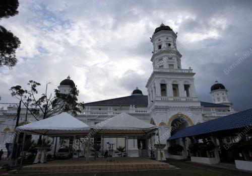 MASJID ABU BAKAR